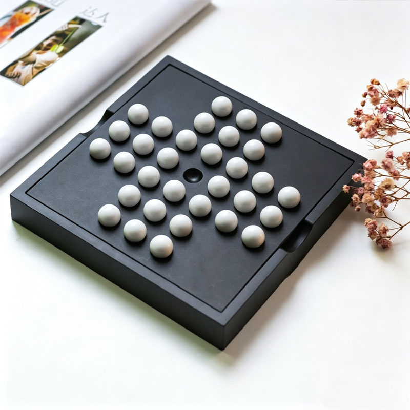 Europees klassiek solitaire-sp - Board Game Family recensie en prijs