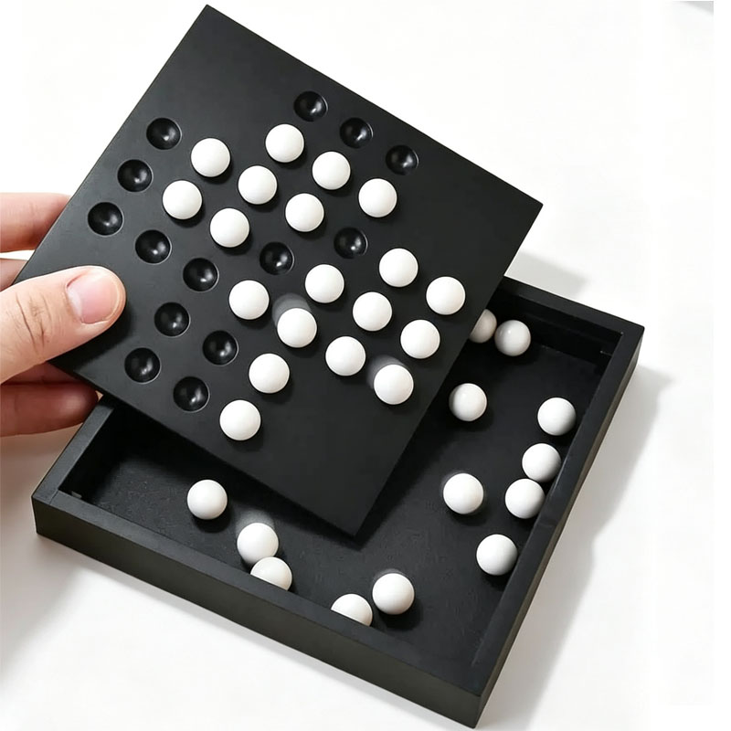 Europees klassiek solitaire-sp - Board Game Family recensie en prijs